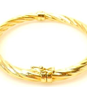COPY - 14K yellow gold hinged bangle bracelet